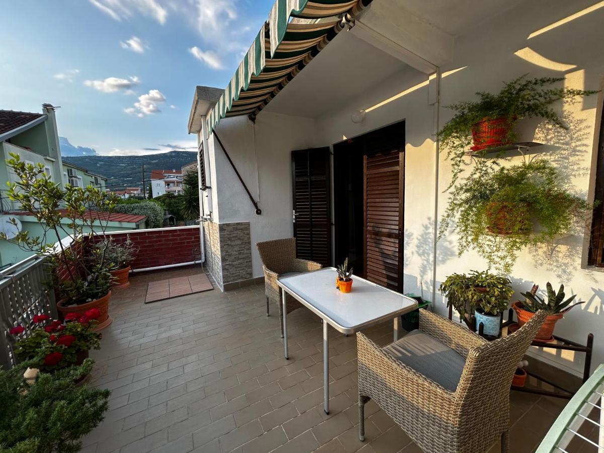 Hotel Soba Za Odmor Nika Kaštela Exterior foto